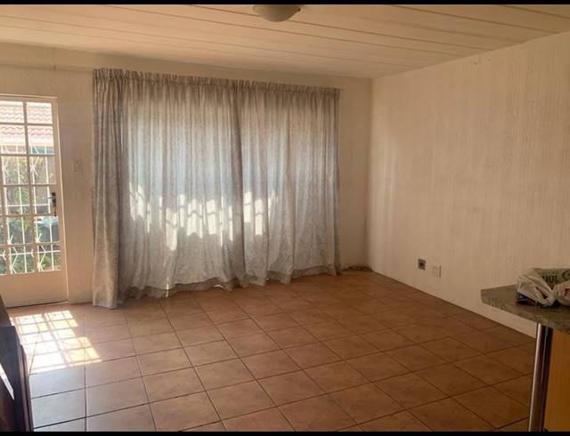 1 BEDROOM DUPLEX FOR SALE IN NORKEM PARK